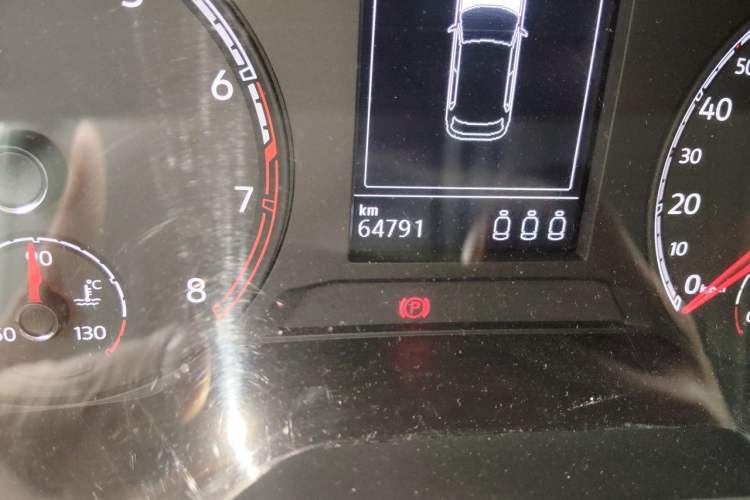Used Volkswagen T-ROC 2020 280TSI DSG Two-Wheel Drive Advanced Version Odometer Close Up