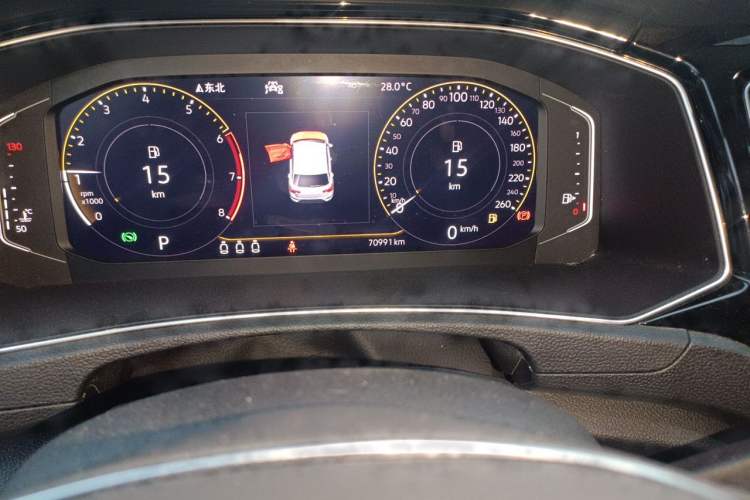 Used Volkswagen T-ROC 2020 280TSI DSG Two-Wheel Drive Comfort Version Odometer Close Up