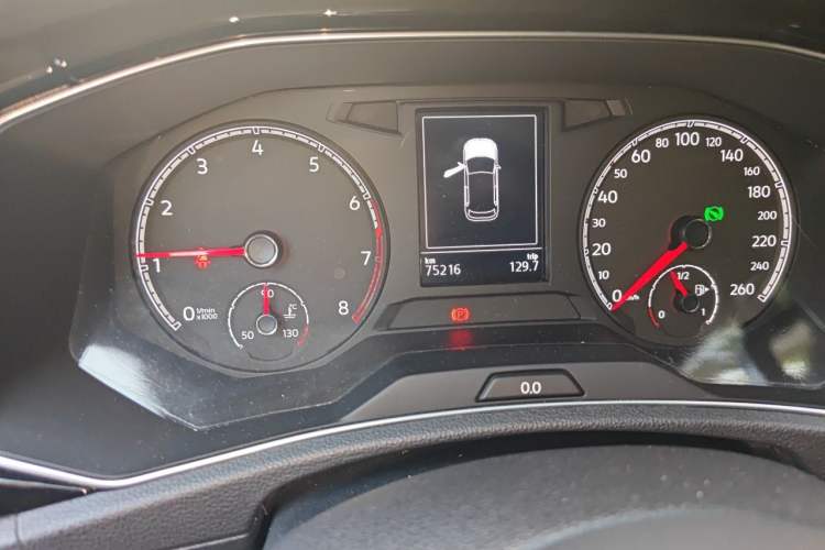 Used Volkswagen T-ROC 2020 280TSI DSG Two-Wheel Drive Comfort Version Odometer Close Up