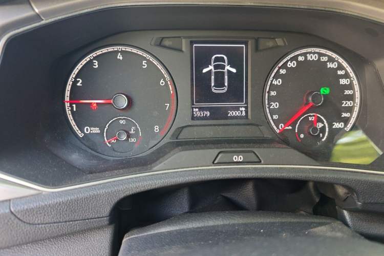 Used Volkswagen T-ROC 2020 280TSI DSG Two-Wheel Drive Advanced Version Odometer Close Up