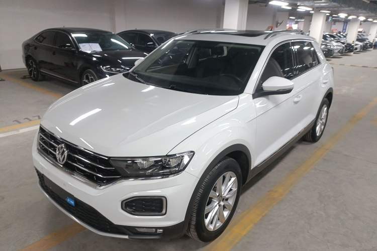 Used Volkswagen T-ROC 2020 230TSI DSG Two-Wheel Drive Advanced Version Guazi used car, China used car export, Used car for sale, Used  cars, Cheapest cars for sale