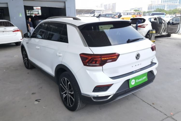 Used Volkswagen T-ROC 2020 280TSI DSG Two-Wheel Drive Comfort Version Rear Left 45 Deg