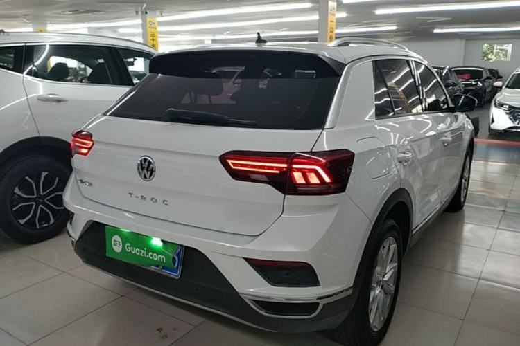 Used Volkswagen T-ROC 2020 230TSI DSG Two-Wheel Drive Advanced Version Rear Right 45 Deg