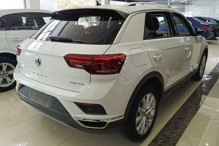 Used Volkswagen T-ROC 2020 230TSI DSG Two-Wheel Drive Advanced Version Rear Right 45 Deg