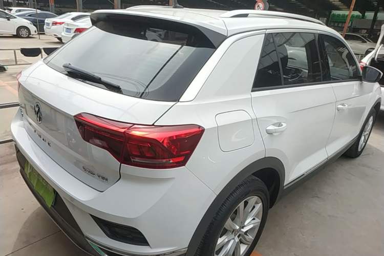 Used Volkswagen T-ROC 2020 230TSI DSG Two-Wheel Drive Advanced Version Rear Right 45 Deg