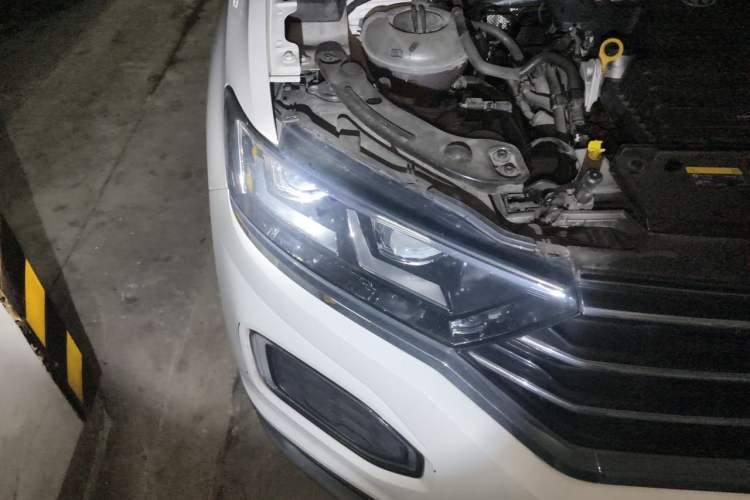Used Volkswagen T-ROC 2020 280TSI DSG Two-Wheel Drive Comfort Version Right Front Headlight