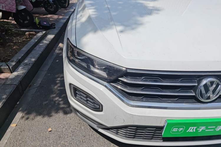 Used Volkswagen T-ROC 2020 230TSI DSG Two-Wheel Drive Advanced Version Right Front Headlight
