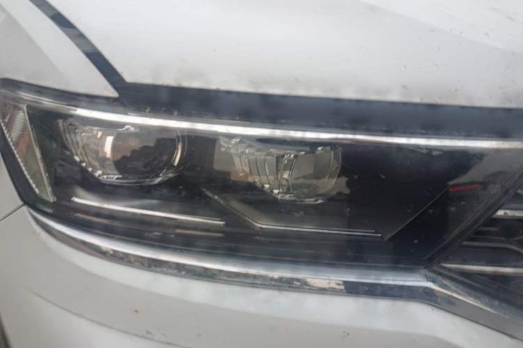 Used Volkswagen T-ROC 2020 280TSI DSG Two-Wheel Drive Comfort Version Right Front Headlight