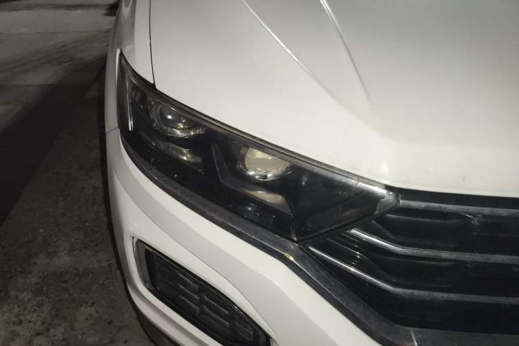 Used Volkswagen T-ROC 2020 230TSI DSG Two-Wheel Drive Advanced Version Right Front Headlight