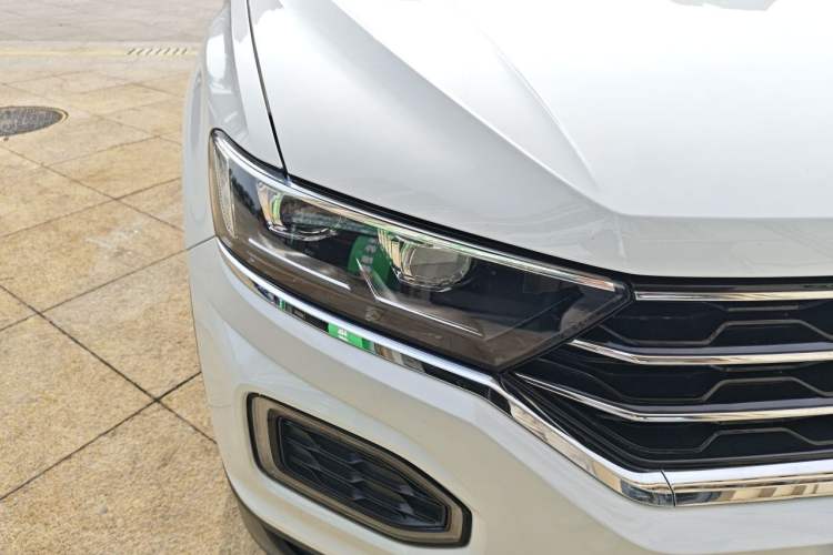 Used Volkswagen T-ROC 2020 280TSI DSG Two-Wheel Drive Advanced Version Right Front Headlight