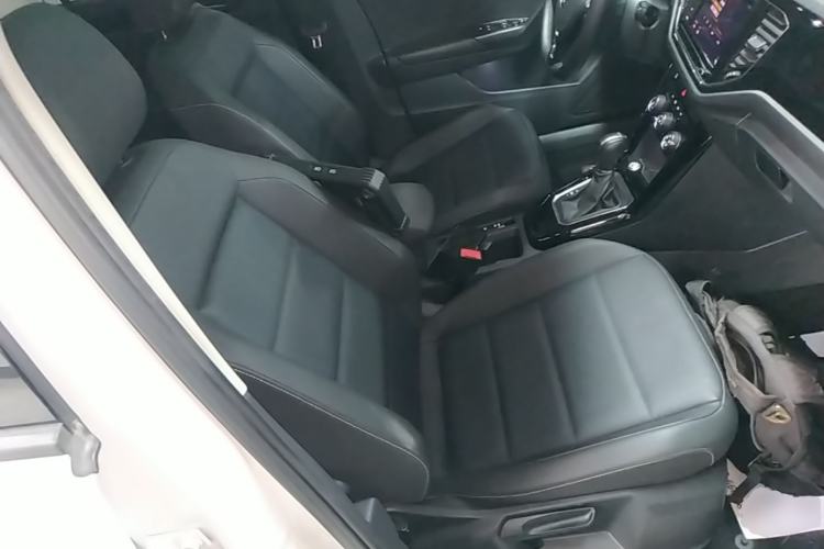 Used Volkswagen T-ROC 2020 280TSI DSG Two-Wheel Drive Comfort Version Right Front Seat