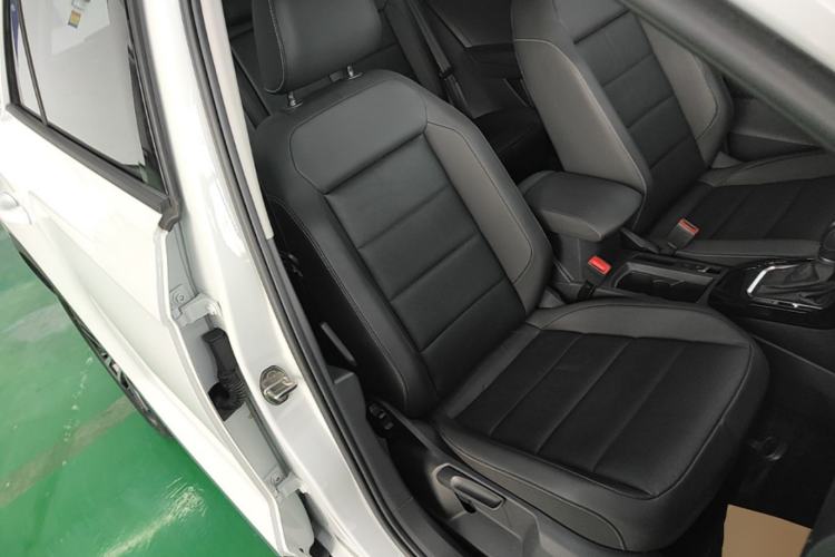 Used Volkswagen T-ROC 2020 280TSI DSG Two-Wheel Drive Comfort Version Right Front Seat