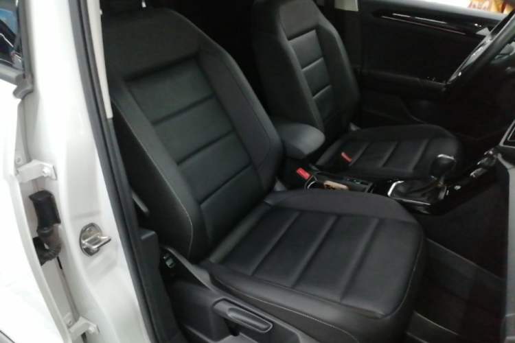 Used Volkswagen T-ROC 2020 280TSI DSG Two-Wheel Drive Comfort Version Right Front Seat
