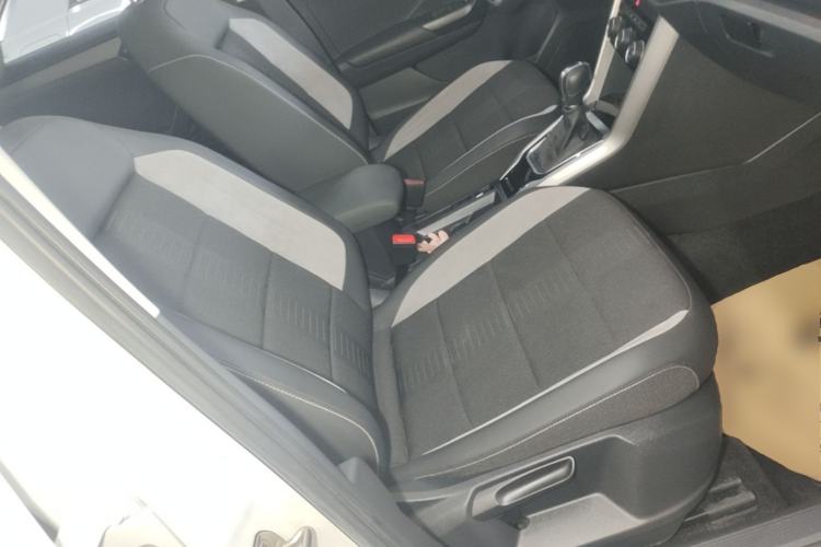 Used Volkswagen T-ROC 2020 280TSI DSG Two-Wheel-Drive Elite Version Right Front Seat