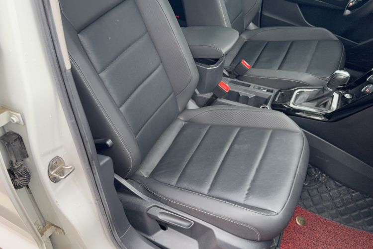 Used Volkswagen T-ROC 2020 280TSI DSG Two-Wheel Drive Comfort Version Right Front Seat