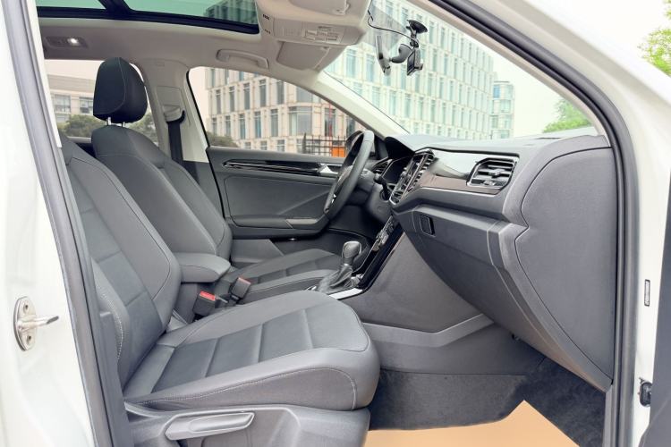 Used Volkswagen T-ROC 2020 280TSI DSG Two-Wheel Drive Comfort Version Right Front Seat