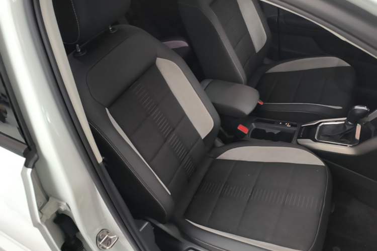 Used Volkswagen T-ROC 2020 280TSI DSG Two-Wheel-Drive Elite Version Right Front Seat
