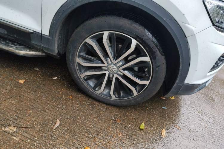 Used Volkswagen T-ROC 2020 280TSI DSG Two-Wheel Drive Comfort Version Right Front Wheel Hub