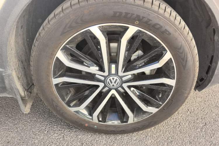 Used Volkswagen T-ROC 2020 280TSI DSG Two-Wheel Drive Comfort Version Right Front Wheel Hub