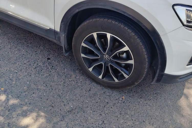 Used Volkswagen T-ROC 2020 280TSI DSG Two-Wheel-Drive Elite Version Right Front Wheel Hub