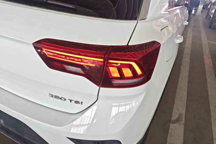 Used Volkswagen T-ROC 2020 280TSI DSG Two-Wheel Drive Comfort Version Right Rear Taillight