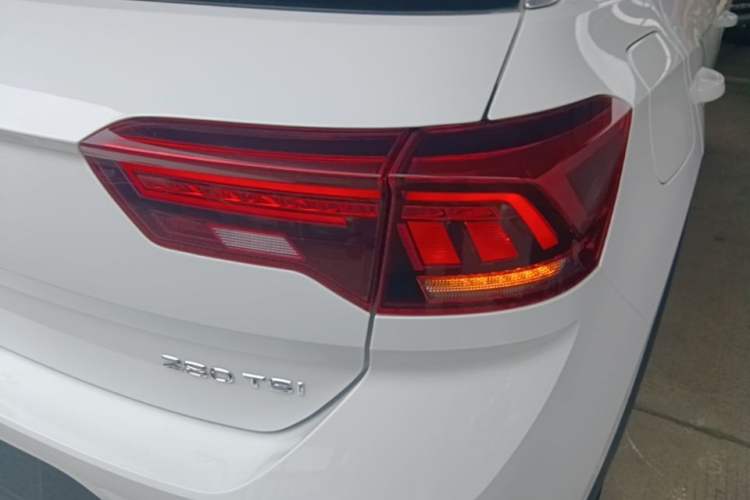Used Volkswagen T-ROC 2020 280TSI DSG Two-Wheel-Drive Elite Version Right Rear Taillight