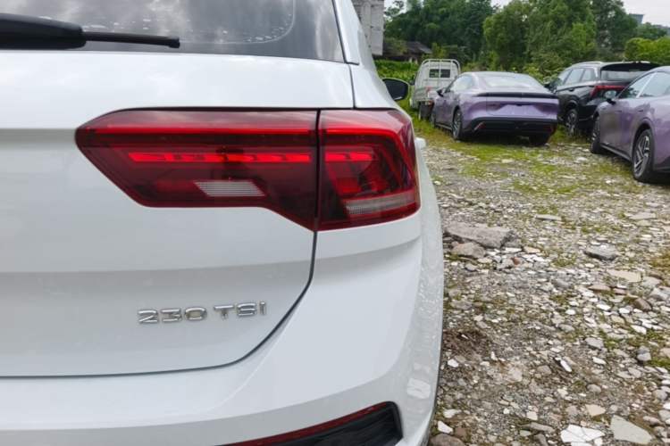 Used Volkswagen T-ROC 2020 230TSI DSG Two-Wheel Drive Advanced Version Right Rear Taillight