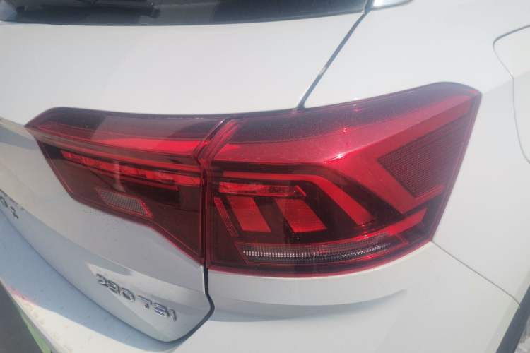 Used Volkswagen T-ROC 2020 280TSI DSG Two-Wheel-Drive Elite Version Right Rear Taillight