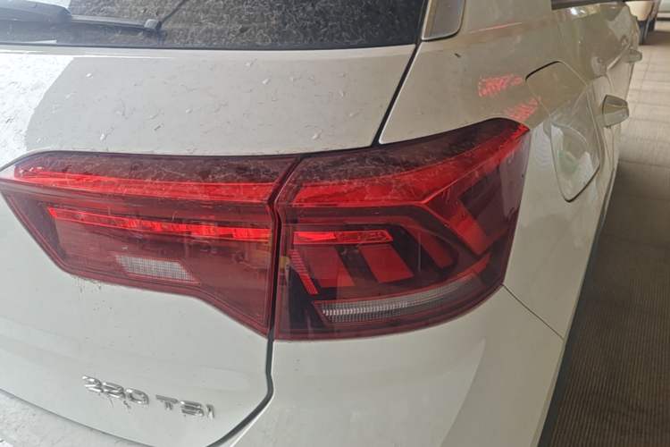 Used Volkswagen T-ROC 2020 280TSI DSG Two-Wheel-Drive Elite Version Right Rear Taillight