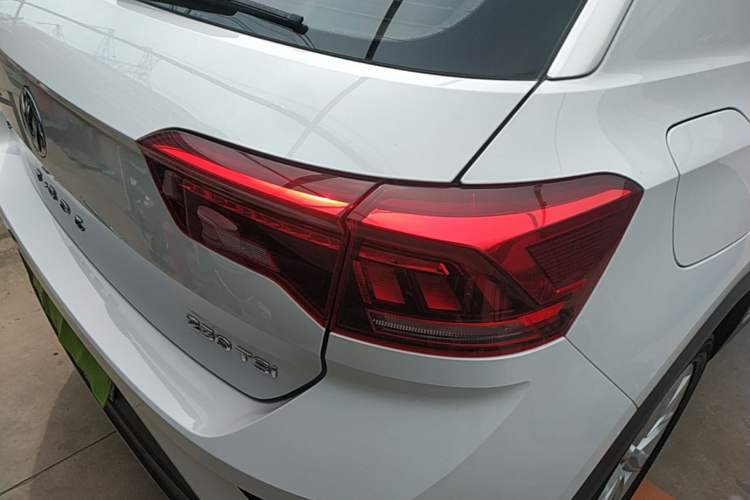 Used Volkswagen T-ROC 2020 230TSI DSG Two-Wheel Drive Advanced Version Right Rear Taillight
