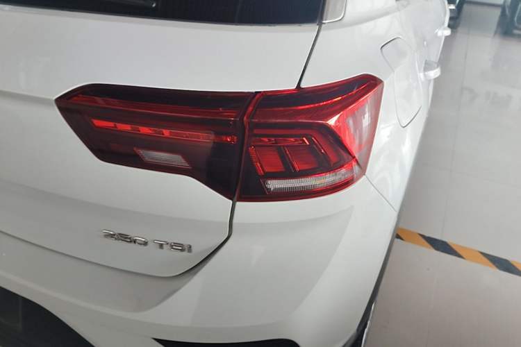 Used Volkswagen T-ROC 2020 280TSI DSG Two-Wheel Drive Comfort Version Right Rear Taillight