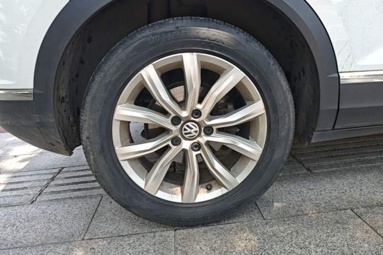 Used Volkswagen T-ROC 2020 280TSI DSG Two-Wheel-Drive Elite Version Right Rear Wheel Hub