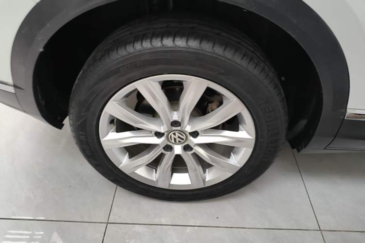 Used Volkswagen T-ROC 2020 280TSI DSG Two-Wheel-Drive Elite Version Right Rear Wheel Hub