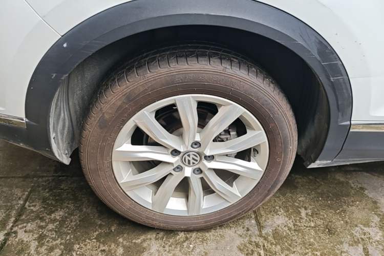 Used Volkswagen T-ROC 2020 280TSI DSG Two-Wheel-Drive Elite Version Right Rear Wheel Hub