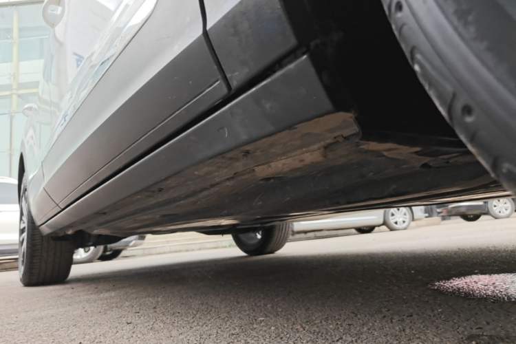 Used Volkswagen T-ROC 2020 280TSI DSG Two-Wheel Drive Comfort Version Right Side Sill