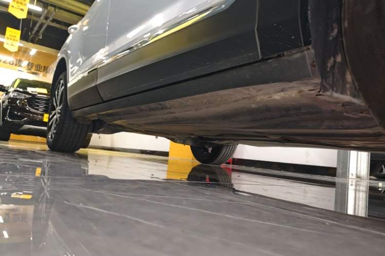 Used Volkswagen T-ROC 2020 280TSI DSG Two-Wheel Drive Comfort Version Right Side Sill