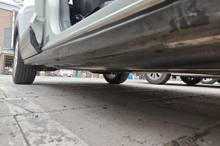 Used Volkswagen T-ROC 2020 230TSI DSG Two-Wheel Drive Advanced Version Right Side Sill