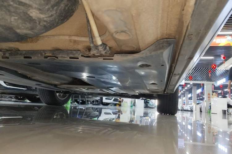 Used Volkswagen T-ROC 2020 280TSI DSG Two-Wheel-Drive Elite Version Right Side Sill