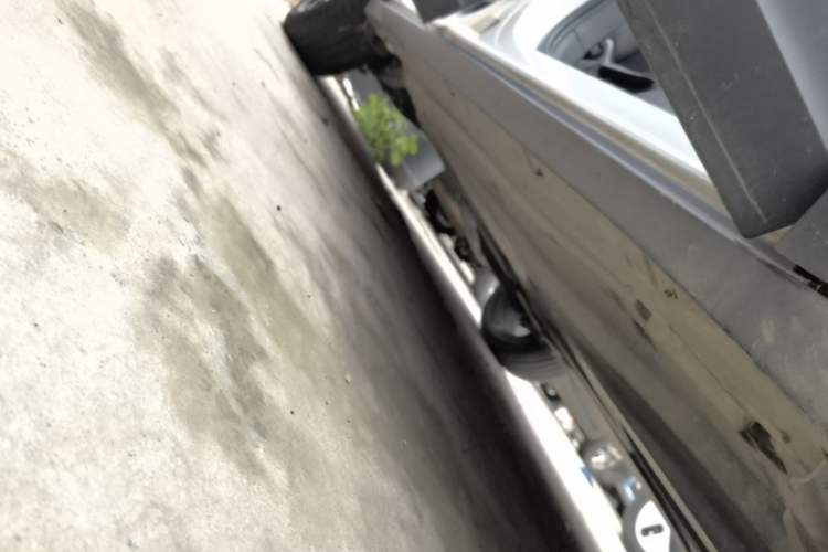 Used Volkswagen T-ROC 2020 280TSI DSG Two-Wheel Drive Comfort Version Right Side Sill