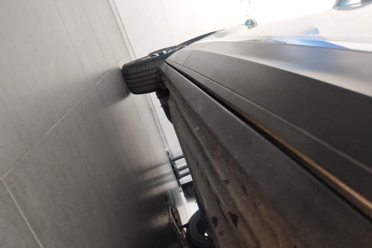 Used Volkswagen T-ROC 2020 280TSI DSG Two-Wheel Drive Comfort Version Right Side Sill