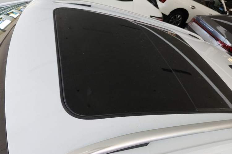 Used Volkswagen T-ROC 2020 280TSI DSG Two-Wheel Drive Comfort Version Roof