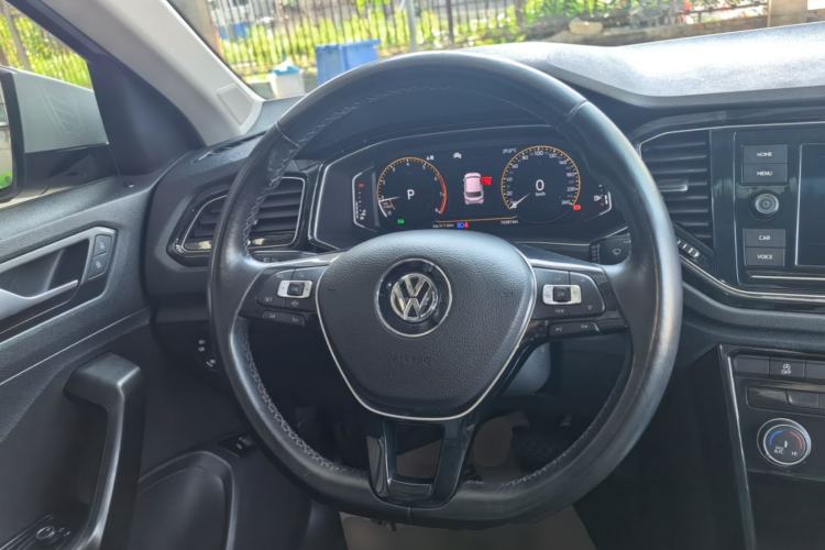 Used Volkswagen T-ROC 2020 280TSI DSG Two-Wheel Drive Comfort Version Steering Wheel