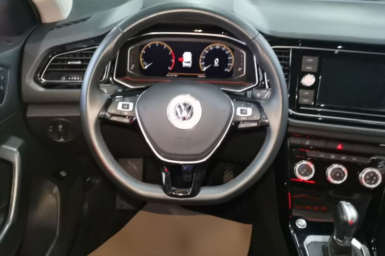 Used Volkswagen T-ROC 2020 280TSI DSG Two-Wheel Drive Comfort Version Steering Wheel
