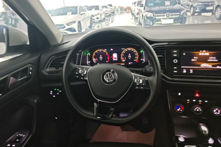 Used Volkswagen T-ROC 2020 280TSI DSG Two-Wheel Drive Comfort Version Steering Wheel