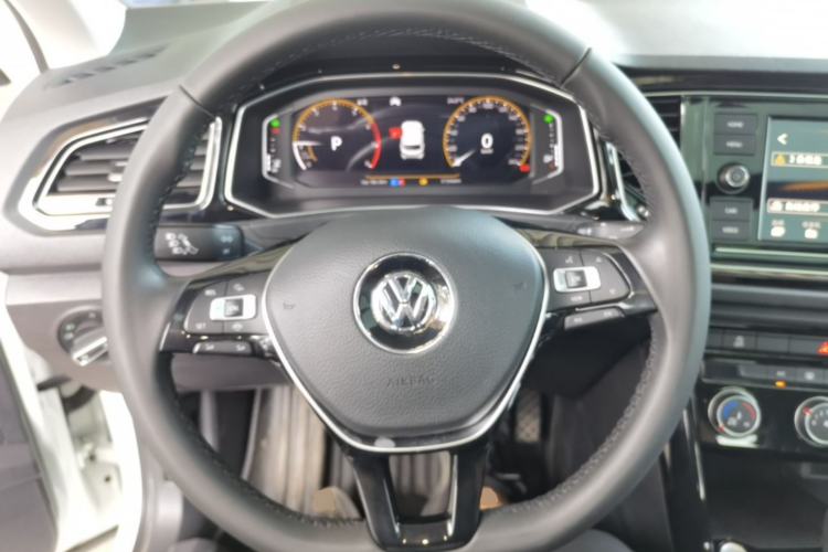 Used Volkswagen T-ROC 2020 280TSI DSG Two-Wheel Drive Comfort Version Steering Wheel