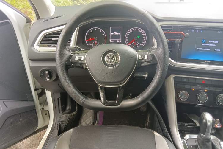 Used Volkswagen T-ROC 2020 280TSI DSG Two-Wheel Drive Advanced Version Steering Wheel