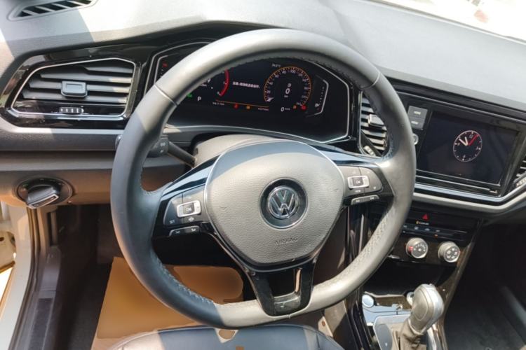 Used Volkswagen T-ROC 2020 280TSI DSG Two-Wheel Drive Comfort Version Steering Wheel