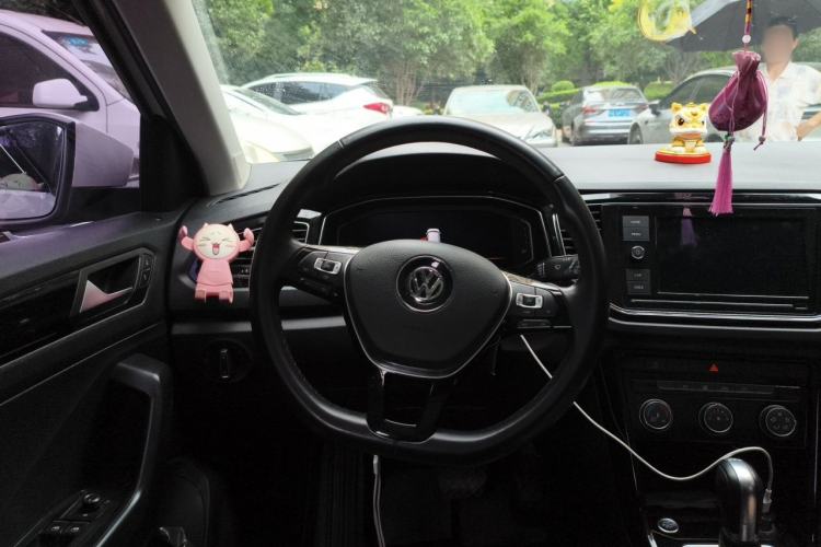 Used Volkswagen T-ROC 2020 280TSI DSG Two-Wheel Drive Comfort Version Steering Wheel