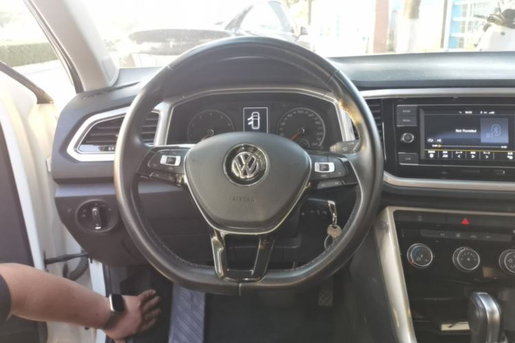 Used Volkswagen T-ROC 2020 230TSI DSG Two-Wheel Drive Advanced Version Steering Wheel