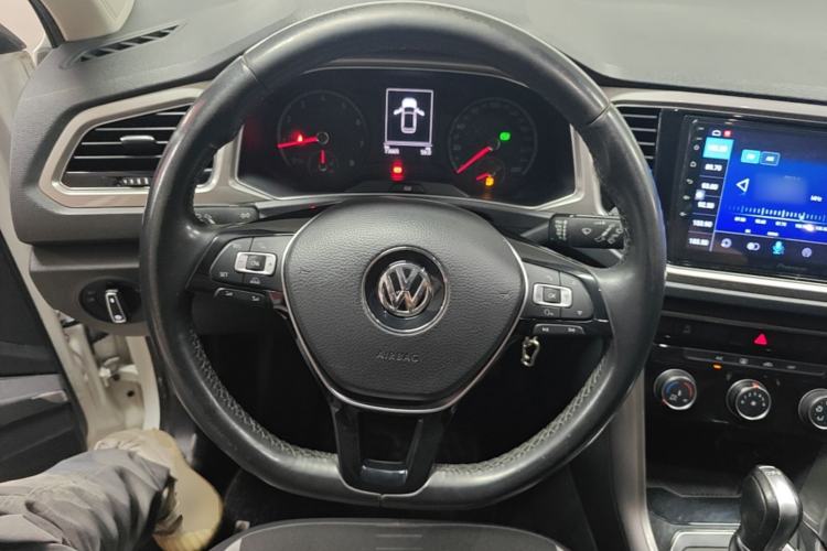 Used Volkswagen T-ROC 2020 280TSI DSG Two-Wheel Drive Advanced Version Steering Wheel